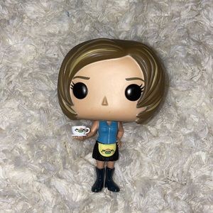 !! RARE/COLLECTIBLE Rachel Green Funko Pop Friends #261 (COMES WITH STAND!)